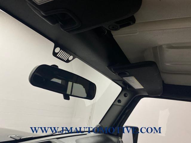 2014 Jeep Wrangler Unlimited 4WD 4dr Willys Wheeler, available for sale in Naugatuck, Connecticut | J&M Automotive Sls&Svc LLC. Naugatuck, Connecticut 2014 Jeep Wrangler Unlimited 4WD 4dr Willys Wheeler, available for sale in Naugatuck, Connecticut | J&M Automotive Sls&Svc LLC. Naugatuck, Connecticut