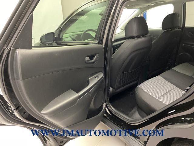 2019 Hyundai Kona SEL Auto AWD, available for sale in Naugatuck, Connecticut | J&M Automotive Sls&Svc LLC. Naugatuck, Connecticut 2019 Hyundai Kona SEL Auto AWD, available for sale in Naugatuck, Connecticut | J&M Automotive Sls&Svc LLC. Naugatuck, Connecticut
