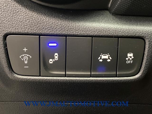 2019 Hyundai Kona SEL Auto AWD, available for sale in Naugatuck, Connecticut | J&M Automotive Sls&Svc LLC. Naugatuck, Connecticut 2019 Hyundai Kona SEL Auto AWD, available for sale in Naugatuck, Connecticut | J&M Automotive Sls&Svc LLC. Naugatuck, Connecticut