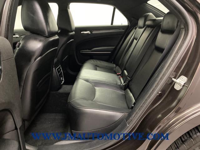2013 Chrysler 300 4dr Sdn 300C AWD, available for sale in Naugatuck, Connecticut | J&M Automotive Sls&Svc LLC. Naugatuck, Connecticut 2013 Chrysler 300 4dr Sdn 300C AWD, available for sale in Naugatuck, Connecticut | J&M Automotive Sls&Svc LLC. Naugatuck, Connecticut