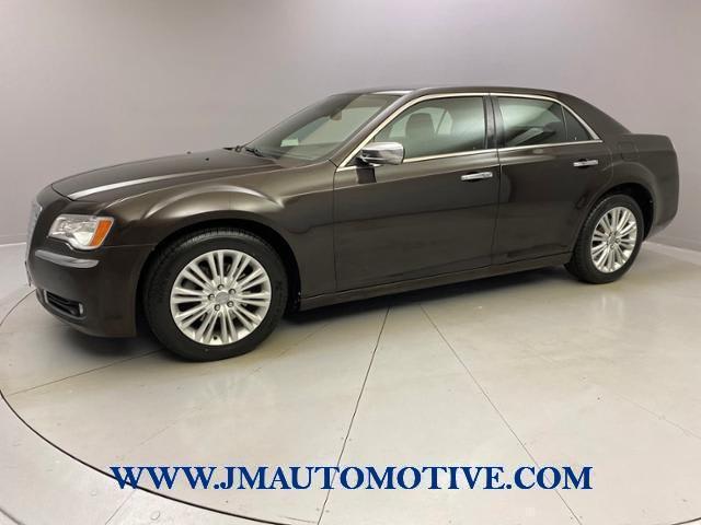 2013 Chrysler 300 4dr Sdn 300C AWD, available for sale in Naugatuck, Connecticut | J&M Automotive Sls&Svc LLC. Naugatuck, Connecticut 2013 Chrysler 300 4dr Sdn 300C AWD, available for sale in Naugatuck, Connecticut | J&M Automotive Sls&Svc LLC. Naugatuck, Connecticut