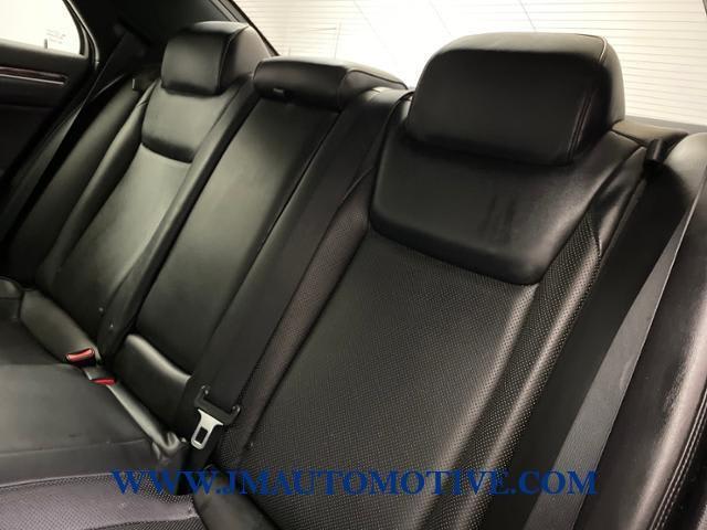 2013 Chrysler 300 4dr Sdn 300C AWD, available for sale in Naugatuck, Connecticut | J&M Automotive Sls&Svc LLC. Naugatuck, Connecticut 2013 Chrysler 300 4dr Sdn 300C AWD, available for sale in Naugatuck, Connecticut | J&M Automotive Sls&Svc LLC. Naugatuck, Connecticut