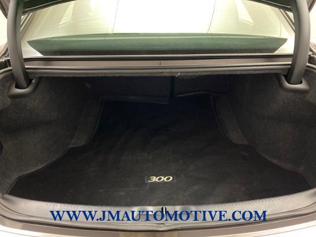 2013 Chrysler 300 4dr Sdn 300C AWD, available for sale in Naugatuck, Connecticut | J&M Automotive Sls&Svc LLC. Naugatuck, Connecticut 2013 Chrysler 300 4dr Sdn 300C AWD, available for sale in Naugatuck, Connecticut | J&M Automotive Sls&Svc LLC. Naugatuck, Connecticut