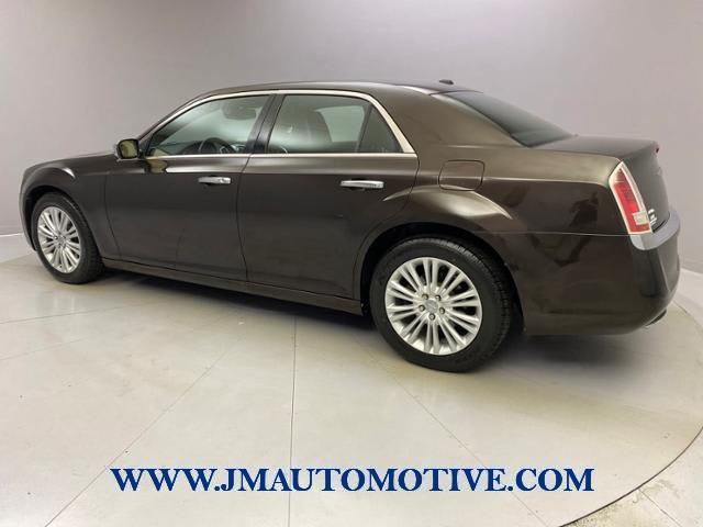 2013 Chrysler 300 4dr Sdn 300C AWD, available for sale in Naugatuck, Connecticut | J&M Automotive Sls&Svc LLC. Naugatuck, Connecticut 2013 Chrysler 300 4dr Sdn 300C AWD, available for sale in Naugatuck, Connecticut | J&M Automotive Sls&Svc LLC. Naugatuck, Connecticut