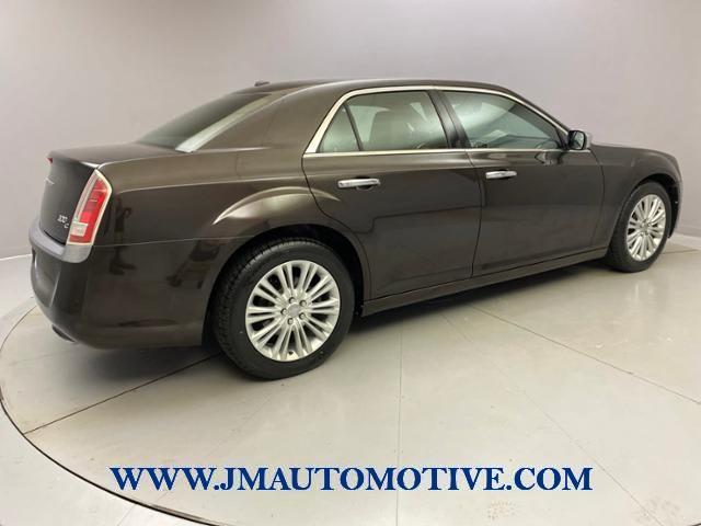 2013 Chrysler 300 4dr Sdn 300C AWD, available for sale in Naugatuck, Connecticut | J&M Automotive Sls&Svc LLC. Naugatuck, Connecticut 2013 Chrysler 300 4dr Sdn 300C AWD, available for sale in Naugatuck, Connecticut | J&M Automotive Sls&Svc LLC. Naugatuck, Connecticut