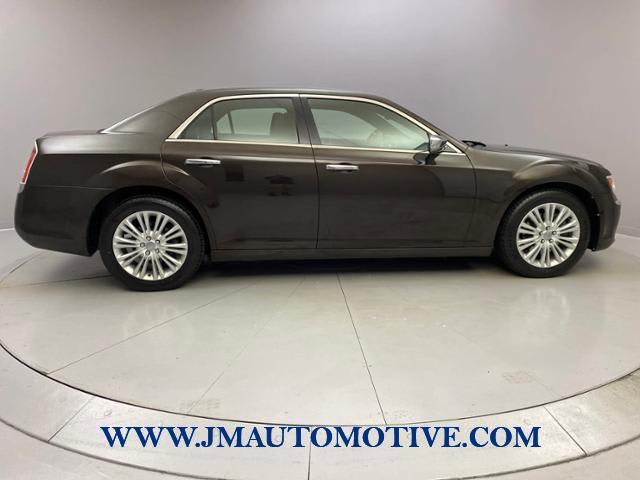 2013 Chrysler 300 4dr Sdn 300C AWD, available for sale in Naugatuck, Connecticut | J&M Automotive Sls&Svc LLC. Naugatuck, Connecticut 2013 Chrysler 300 4dr Sdn 300C AWD, available for sale in Naugatuck, Connecticut | J&M Automotive Sls&Svc LLC. Naugatuck, Connecticut