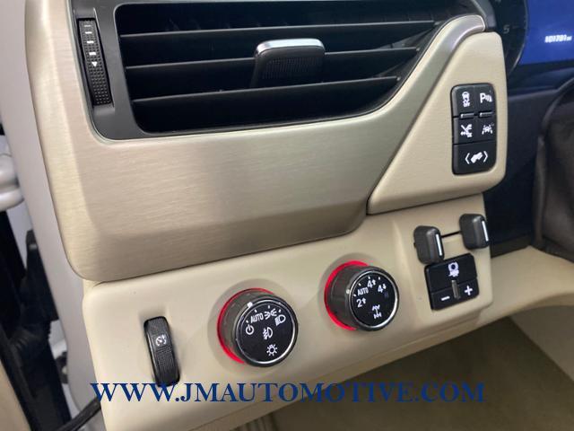 2016 GMC Yukon Xl 4WD 4dr Denali, available for sale in Naugatuck, Connecticut | J&M Automotive Sls&Svc LLC. Naugatuck, Connecticut 2016 GMC Yukon Xl 4WD 4dr Denali, available for sale in Naugatuck, Connecticut | J&M Automotive Sls&Svc LLC. Naugatuck, Connecticut