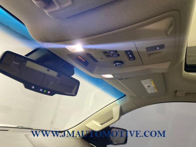 2016 GMC Yukon Xl 4WD 4dr Denali, available for sale in Naugatuck, Connecticut | J&M Automotive Sls&Svc LLC. Naugatuck, Connecticut 2016 GMC Yukon Xl 4WD 4dr Denali, available for sale in Naugatuck, Connecticut | J&M Automotive Sls&Svc LLC. Naugatuck, Connecticut