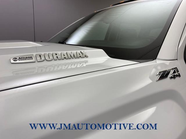 2017 GMC Sierra 2500hd SLT, available for sale in Naugatuck, Connecticut | J&M Automotive Sls&Svc LLC. Naugatuck, Connecticut 2017 GMC Sierra 2500hd SLT, available for sale in Naugatuck, Connecticut | J&M Automotive Sls&Svc LLC. Naugatuck, Connecticut