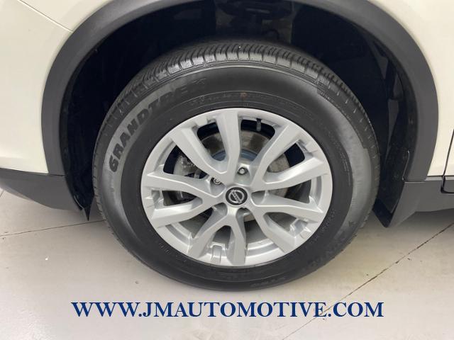 2018 Nissan Rogue SV, available for sale in Naugatuck, Connecticut | J&M Automotive Sls&Svc LLC. Naugatuck, Connecticut 2018 Nissan Rogue SV, available for sale in Naugatuck, Connecticut | J&M Automotive Sls&Svc LLC. Naugatuck, Connecticut