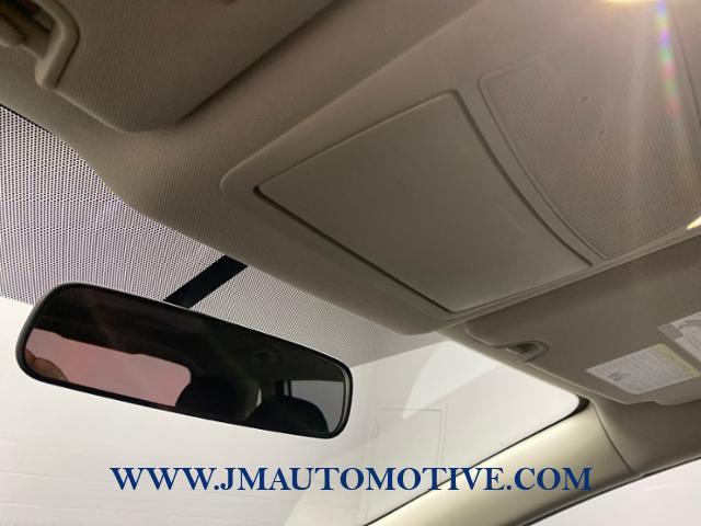 2018 Nissan Rogue SV, available for sale in Naugatuck, Connecticut | J&M Automotive Sls&Svc LLC. Naugatuck, Connecticut 2018 Nissan Rogue SV, available for sale in Naugatuck, Connecticut | J&M Automotive Sls&Svc LLC. Naugatuck, Connecticut