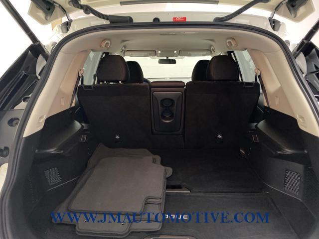 2018 Nissan Rogue SV, available for sale in Naugatuck, Connecticut | J&M Automotive Sls&Svc LLC. Naugatuck, Connecticut 2018 Nissan Rogue SV, available for sale in Naugatuck, Connecticut | J&M Automotive Sls&Svc LLC. Naugatuck, Connecticut
