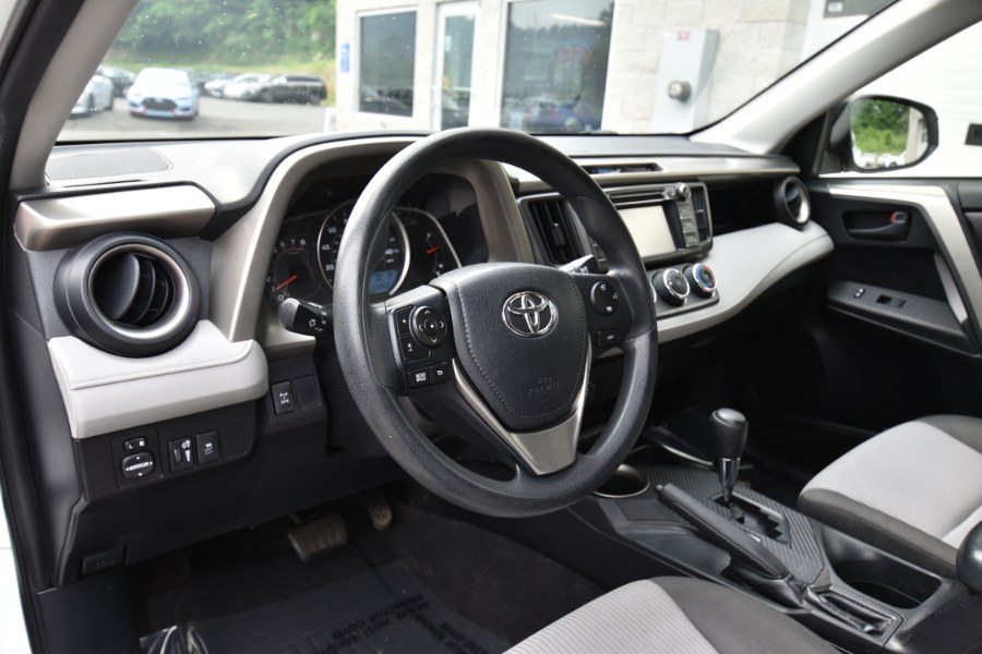 2015 Toyota RAV4 AWD 4dr LE, available for sale in Waterbury, Connecticut | Highline Car Connection. Waterbury, Connecticut 2015 Toyota RAV4 AWD 4dr LE, available for sale in Waterbury, Connecticut | Highline Car Connection. Waterbury, Connecticut