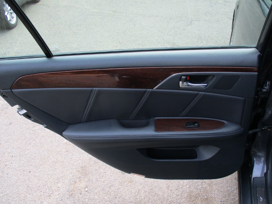 2009 Toyota Avalon Limited, available for sale in Meriden, Connecticut | Cos Central Auto. Meriden, Connecticut 2009 Toyota Avalon Limited, available for sale in Meriden, Connecticut | Cos Central Auto. Meriden, Connecticut