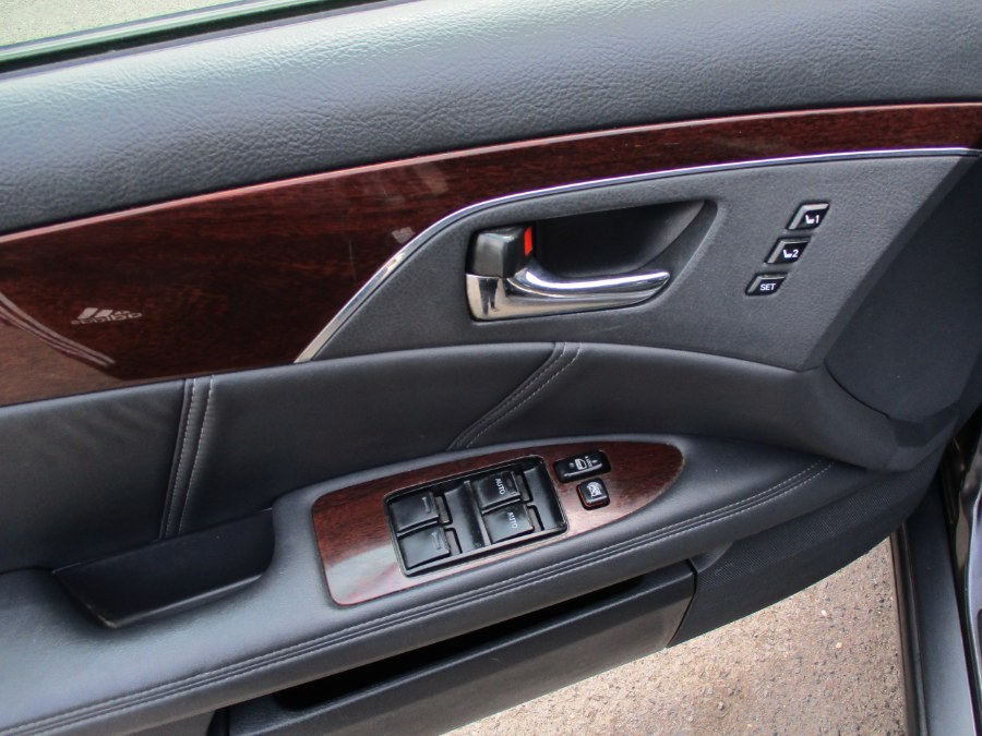 2009 Toyota Avalon Limited, available for sale in Meriden, Connecticut | Cos Central Auto. Meriden, Connecticut 2009 Toyota Avalon Limited, available for sale in Meriden, Connecticut | Cos Central Auto. Meriden, Connecticut