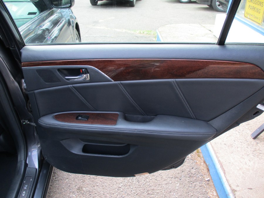 2009 Toyota Avalon Limited, available for sale in Meriden, Connecticut | Cos Central Auto. Meriden, Connecticut 2009 Toyota Avalon Limited, available for sale in Meriden, Connecticut | Cos Central Auto. Meriden, Connecticut
