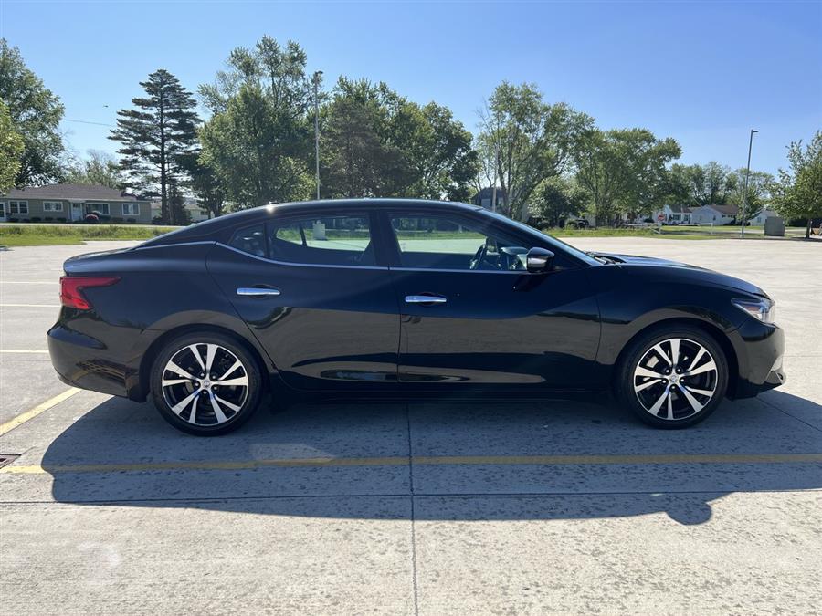 2017 Nissan Maxima Platinum, available for sale in Elida, Ohio | Josh's All Under Ten LLC. Elida, Ohio 2017 Nissan Maxima Platinum, available for sale in Elida, Ohio | Josh's All Under Ten LLC. Elida, Ohio