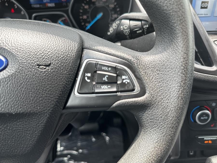 2019 Ford Escape SE FWD, available for sale in Little Ferry, New Jersey | Victoria Preowned Autos Inc. Little Ferry, New Jersey 2019 Ford Escape SE FWD, available for sale in Little Ferry, New Jersey | Victoria Preowned Autos Inc. Little Ferry, New Jersey