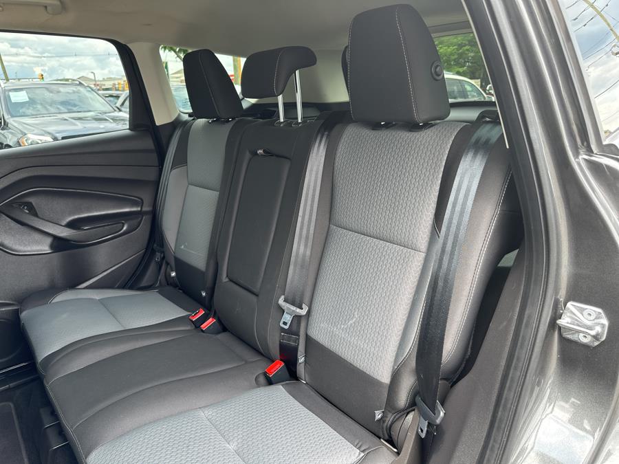 2019 Ford Escape SE FWD, available for sale in Little Ferry, New Jersey | Victoria Preowned Autos Inc. Little Ferry, New Jersey 2019 Ford Escape SE FWD, available for sale in Little Ferry, New Jersey | Victoria Preowned Autos Inc. Little Ferry, New Jersey