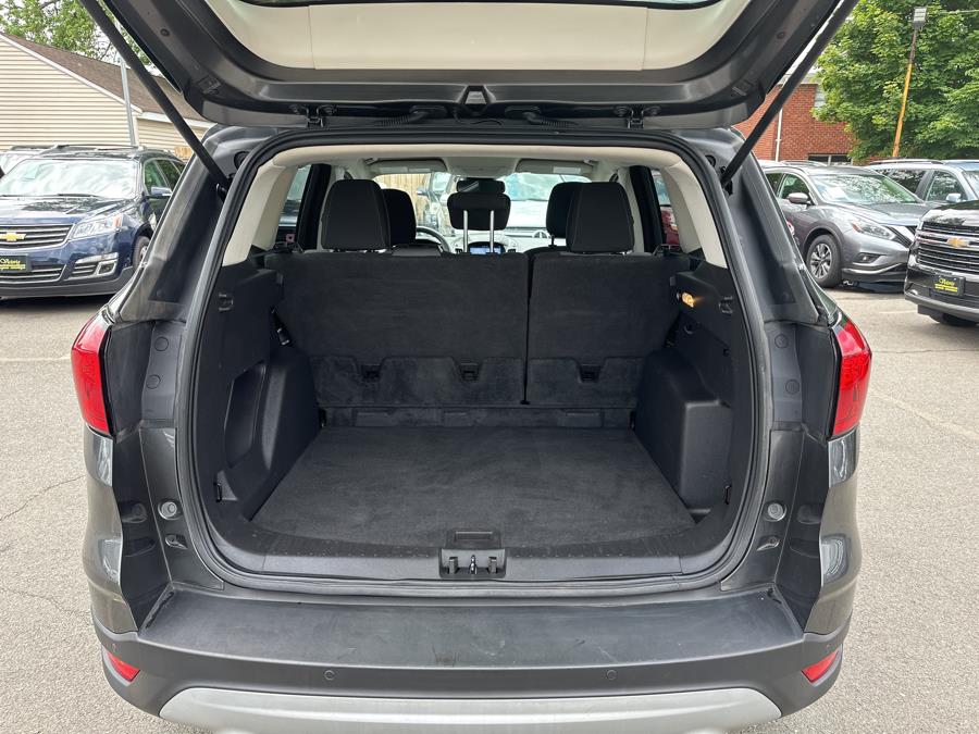 2019 Ford Escape SE FWD, available for sale in Little Ferry, New Jersey | Victoria Preowned Autos Inc. Little Ferry, New Jersey 2019 Ford Escape SE FWD, available for sale in Little Ferry, New Jersey | Victoria Preowned Autos Inc. Little Ferry, New Jersey