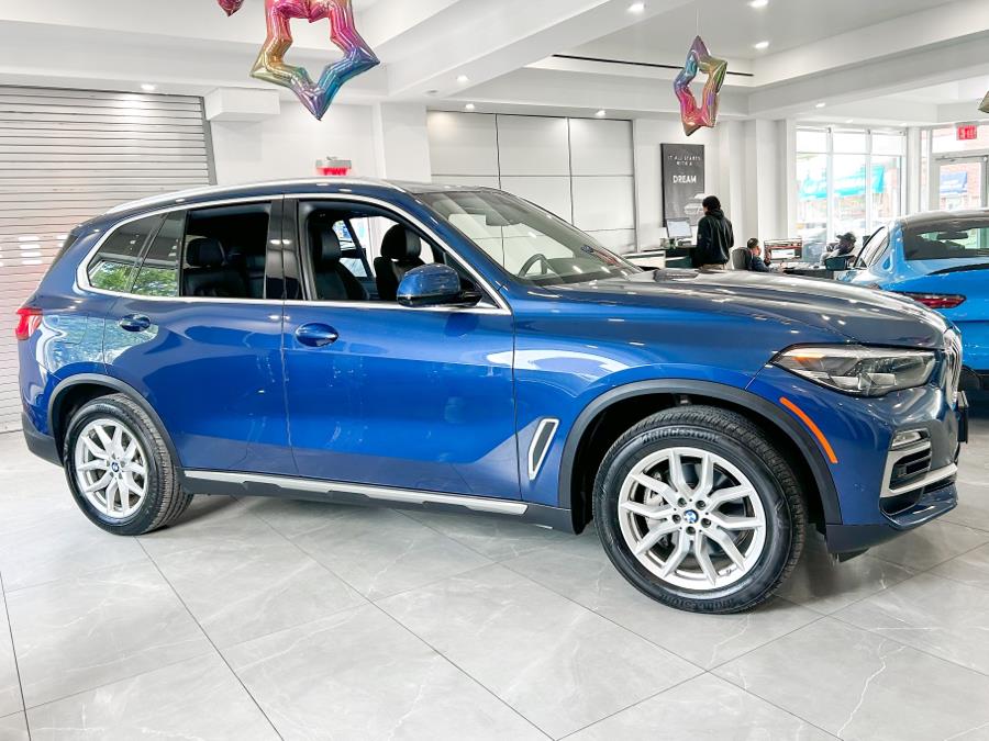2020 BMW X5 xDrive40i Sports Activity Vehicle, available for sale in Franklin Square, New York | Luxury Motor Club. Franklin Square, New York 2020 BMW X5 xDrive40i Sports Activity Vehicle, available for sale in Franklin Square, New York | Luxury Motor Club. Franklin Square, New York
