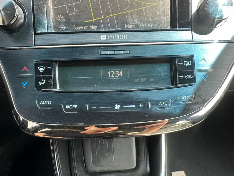 2014 Toyota Avalon 4dr Sdn Limited (Natl), available for sale in Manchester, Connecticut | Carsonmain LLC. Manchester, Connecticut 2014 Toyota Avalon 4dr Sdn Limited (Natl), available for sale in Manchester, Connecticut | Carsonmain LLC. Manchester, Connecticut