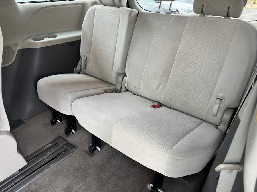 2013 Toyota Sienna 5dr 8-Pass Van V6 LE FWD (Natl), available for sale in Brooklyn, New York | Worlds Best Auto Inc. Brooklyn, New York 2013 Toyota Sienna 5dr 8-Pass Van V6 LE FWD (Natl), available for sale in Brooklyn, New York | Worlds Best Auto Inc. Brooklyn, New York
