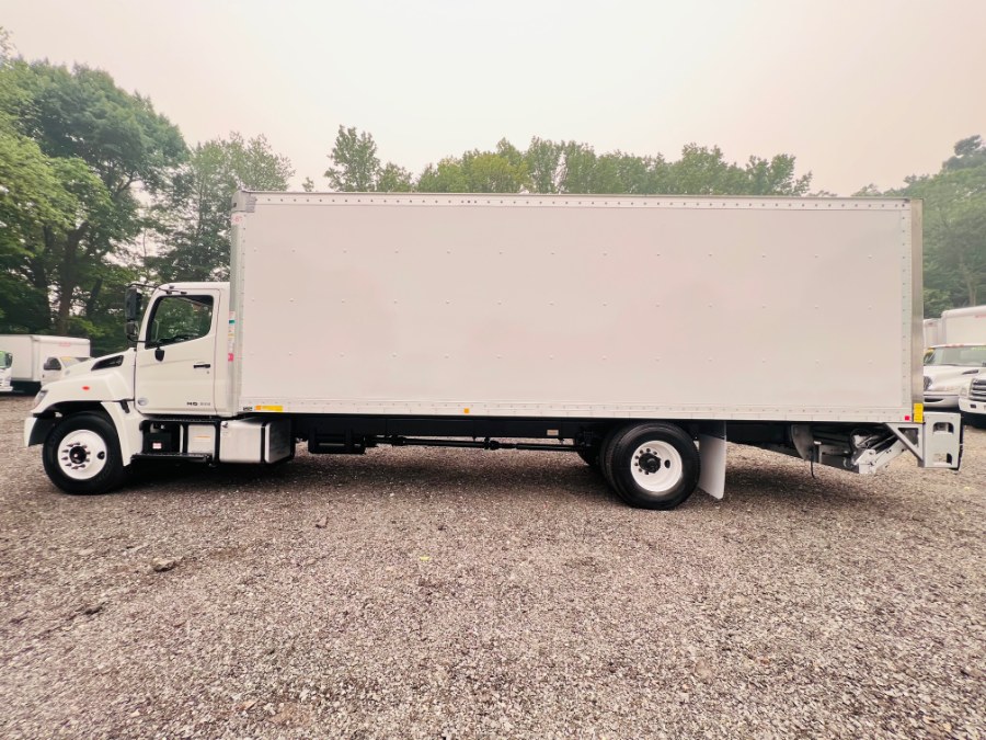 2017 HINO 268A 26 FEET DRY BOX + CUMMINS + LIFT GATE + NO CDL, available for sale in South Amboy, New Jersey | NJ Truck Spot. South Amboy, New Jersey 2017 HINO 268A 26 FEET DRY BOX + CUMMINS + LIFT GATE + NO CDL, available for sale in South Amboy, New Jersey | NJ Truck Spot. South Amboy, New Jersey