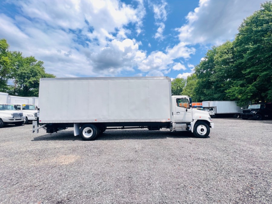 2018 HINO 268A 26 FEET DRY BOX + LIFT GATE + NO CDL, available for sale in South Amboy, New Jersey | NJ Truck Spot. South Amboy, New Jersey 2018 HINO 268A 26 FEET DRY BOX + LIFT GATE + NO CDL, available for sale in South Amboy, New Jersey | NJ Truck Spot. South Amboy, New Jersey