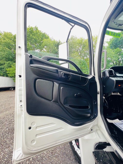 2018 HINO 268A 26 FEET DRY BOX + LIFT GATE + NO CDL, available for sale in South Amboy, New Jersey | NJ Truck Spot. South Amboy, New Jersey 2018 HINO 268A 26 FEET DRY BOX + LIFT GATE + NO CDL, available for sale in South Amboy, New Jersey | NJ Truck Spot. South Amboy, New Jersey
