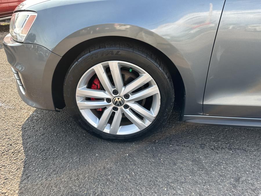 2013 Volkswagen JETTA GLI 4dr Sdn DSG PZEV, available for sale in Milford, Connecticut | Superior Motors LLC. Milford, Connecticut 2013 Volkswagen JETTA GLI 4dr Sdn DSG PZEV, available for sale in Milford, Connecticut | Superior Motors LLC. Milford, Connecticut