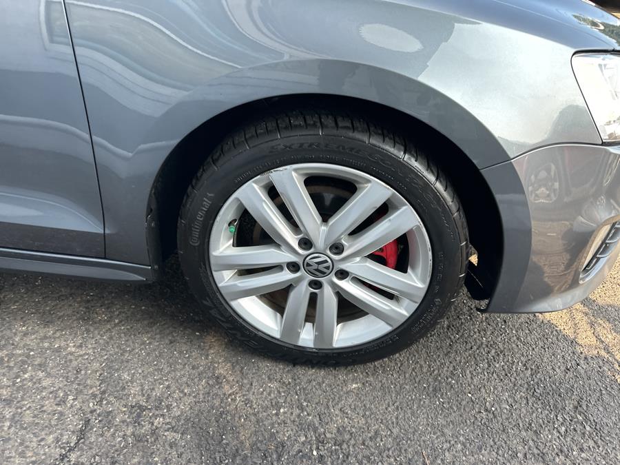 2013 Volkswagen JETTA GLI 4dr Sdn DSG PZEV, available for sale in Milford, Connecticut | Superior Motors LLC. Milford, Connecticut 2013 Volkswagen JETTA GLI 4dr Sdn DSG PZEV, available for sale in Milford, Connecticut | Superior Motors LLC. Milford, Connecticut