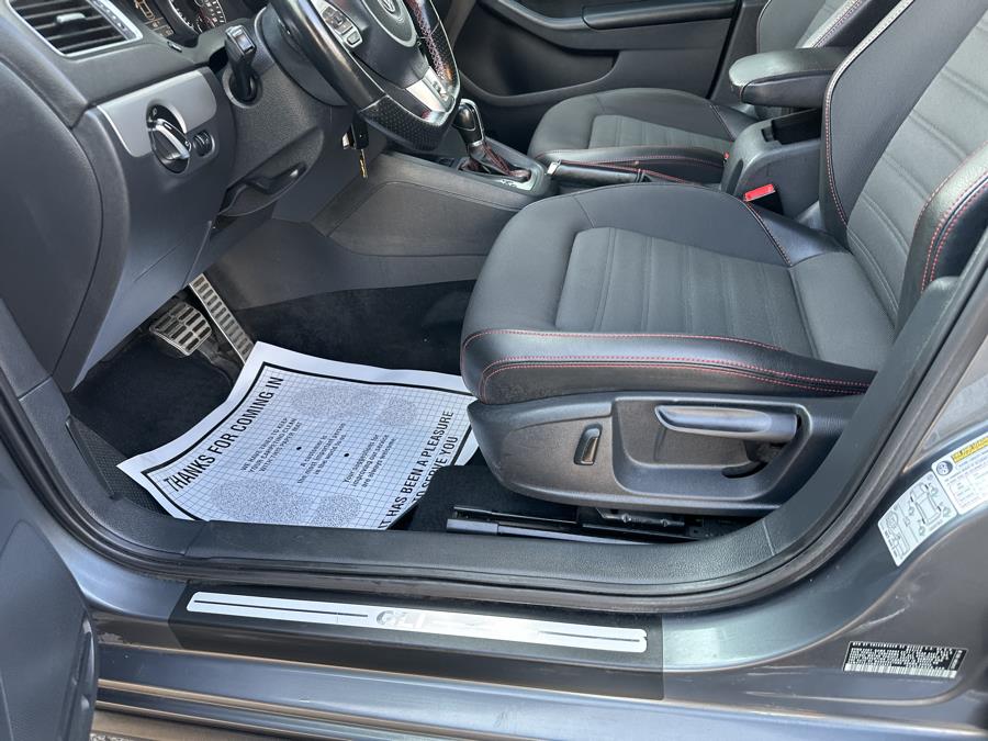 2013 Volkswagen JETTA GLI 4dr Sdn DSG PZEV, available for sale in Milford, Connecticut | Superior Motors LLC. Milford, Connecticut 2013 Volkswagen JETTA GLI 4dr Sdn DSG PZEV, available for sale in Milford, Connecticut | Superior Motors LLC. Milford, Connecticut