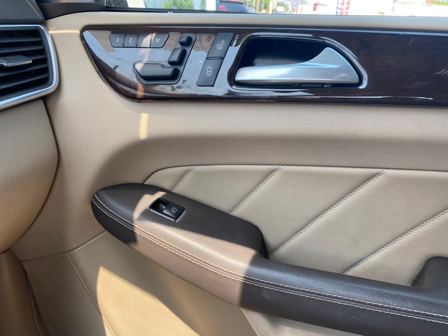 2016 Mercedes-Benz GL 4MATIC 4dr GL 450, available for sale in Linden, New Jersey | Champion Auto Sales. Linden, New Jersey 2016 Mercedes-Benz GL 4MATIC 4dr GL 450, available for sale in Linden, New Jersey | Champion Auto Sales. Linden, New Jersey