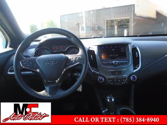 2019 Chevrolet Cruze 4dr Sdn LT, available for sale in Colby, Kansas | M C Auto Outlet Inc. Colby, Kansas 2019 Chevrolet Cruze 4dr Sdn LT, available for sale in Colby, Kansas | M C Auto Outlet Inc. Colby, Kansas