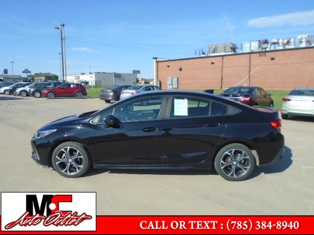 2019 Chevrolet Cruze 4dr Sdn LT, available for sale in Colby, Kansas | M C Auto Outlet Inc. Colby, Kansas 2019 Chevrolet Cruze 4dr Sdn LT, available for sale in Colby, Kansas | M C Auto Outlet Inc. Colby, Kansas