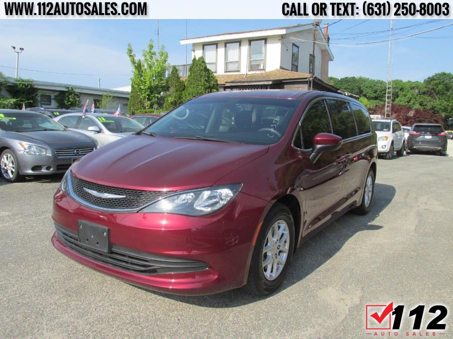 2017 Chrysler Pacifica Touring Touring FWD, available for sale in Patchogue, New York | 112 Auto Sales. Patchogue, New York