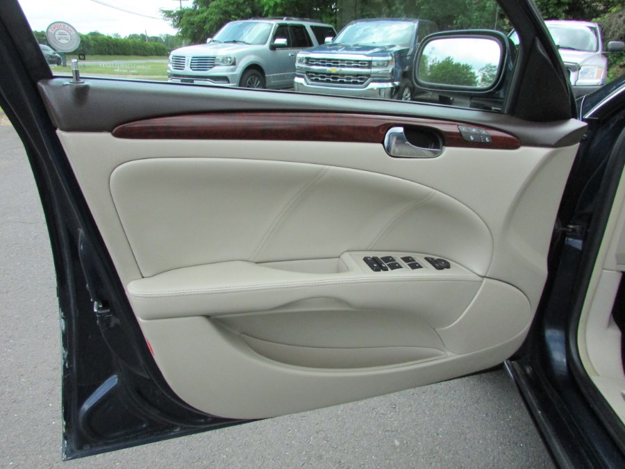 2008 Buick Lucerne 4dr Sdn V6 CXL, available for sale in East Windsor, Connecticut | United Auto Sales of E Windsor, Inc. East Windsor, Connecticut 2008 Buick Lucerne 4dr Sdn V6 CXL, available for sale in East Windsor, Connecticut | United Auto Sales of E Windsor, Inc. East Windsor, Connecticut