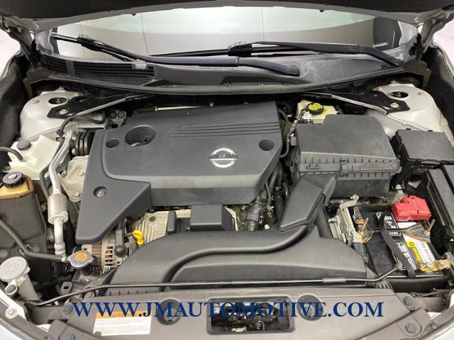 2015 Nissan Altima 2.5 S, available for sale in Naugatuck, Connecticut | J&M Automotive Sls&Svc LLC. Naugatuck, Connecticut 2015 Nissan Altima 2.5 S, available for sale in Naugatuck, Connecticut | J&M Automotive Sls&Svc LLC. Naugatuck, Connecticut