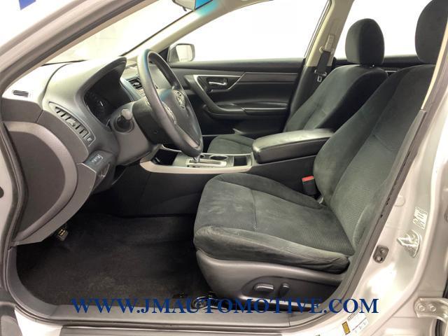 2015 Nissan Altima 2.5 S, available for sale in Naugatuck, Connecticut | J&M Automotive Sls&Svc LLC. Naugatuck, Connecticut 2015 Nissan Altima 2.5 S, available for sale in Naugatuck, Connecticut | J&M Automotive Sls&Svc LLC. Naugatuck, Connecticut