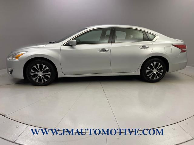2015 Nissan Altima 2.5 S, available for sale in Naugatuck, Connecticut | J&M Automotive Sls&Svc LLC. Naugatuck, Connecticut 2015 Nissan Altima 2.5 S, available for sale in Naugatuck, Connecticut | J&M Automotive Sls&Svc LLC. Naugatuck, Connecticut