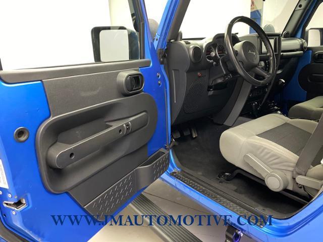 2010 Jeep Wrangler Unlimited Rubicon, available for sale in Naugatuck, Connecticut | J&M Automotive Sls&Svc LLC. Naugatuck, Connecticut 2010 Jeep Wrangler Unlimited Rubicon, available for sale in Naugatuck, Connecticut | J&M Automotive Sls&Svc LLC. Naugatuck, Connecticut