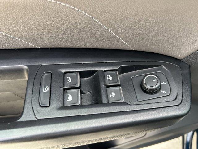 2021 Volkswagen Atlas 3.6L V6 SE w/Technology, available for sale in Great Neck, New York | Camy Cars. Great Neck, New York 2021 Volkswagen Atlas 3.6L V6 SE w/Technology, available for sale in Great Neck, New York | Camy Cars. Great Neck, New York