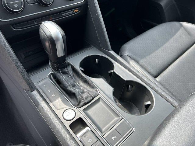 2021 Volkswagen Atlas 3.6L V6 SE w/Technology, available for sale in Great Neck, New York | Camy Cars. Great Neck, New York 2021 Volkswagen Atlas 3.6L V6 SE w/Technology, available for sale in Great Neck, New York | Camy Cars. Great Neck, New York