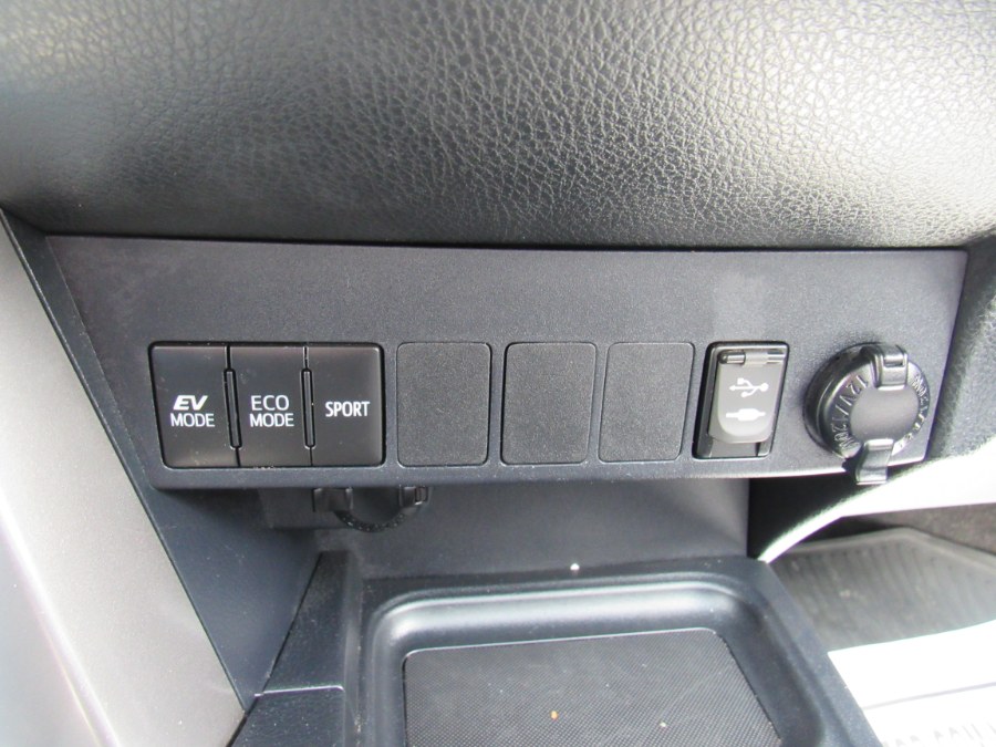 2018 Toyota RAV4 Hydrid XLE, available for sale in Worcester, Massachusetts | Hilario's Auto Sales Inc.. Worcester, Massachusetts 2018 Toyota RAV4 Hydrid XLE, available for sale in Worcester, Massachusetts | Hilario's Auto Sales Inc.. Worcester, Massachusetts