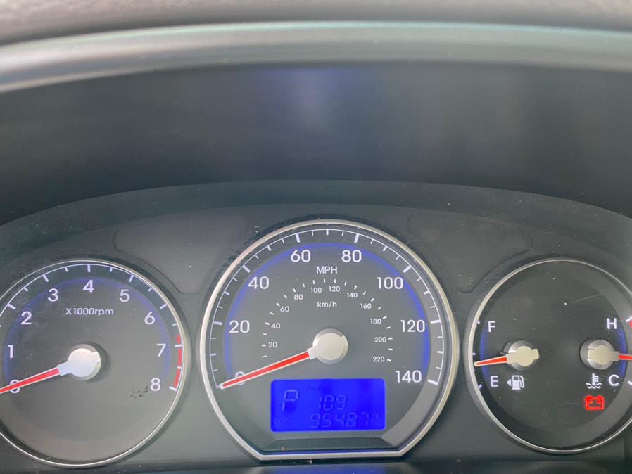 2011 Hyundai Santa Fe AWD 4dr V6 Auto Limited, available for sale in Bridgeport, Connecticut | CT Auto. Bridgeport, Connecticut 2011 Hyundai Santa Fe AWD 4dr V6 Auto Limited, available for sale in Bridgeport, Connecticut | CT Auto. Bridgeport, Connecticut