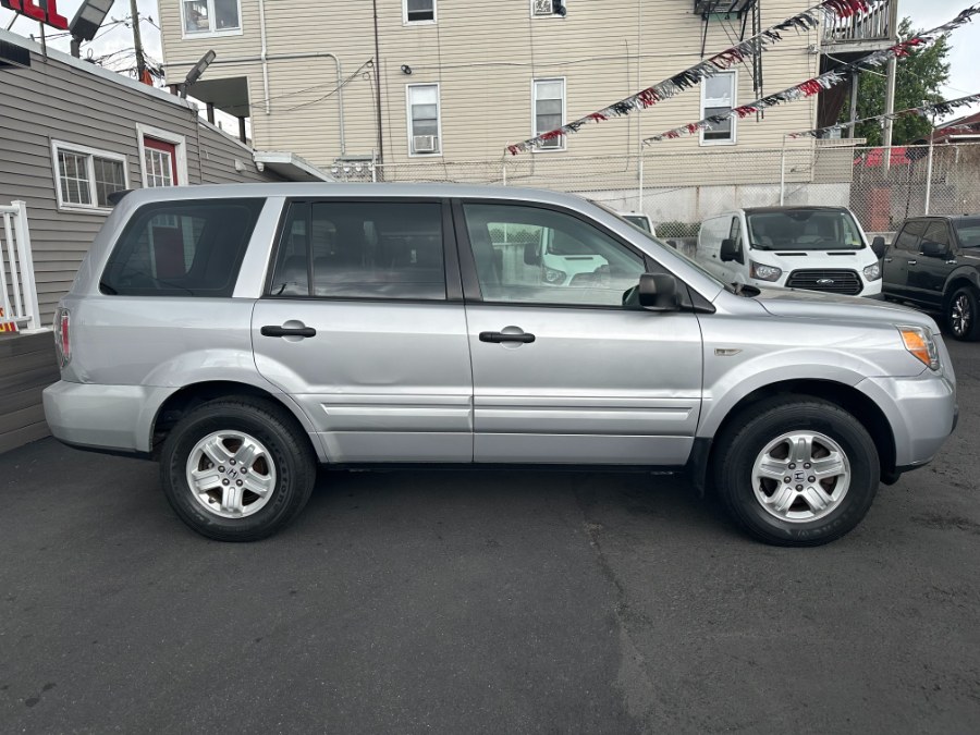 2006 Honda Pilot 4WD LX AT, available for sale in Paterson, New Jersey | DZ Automall. Paterson, New Jersey 2006 Honda Pilot 4WD LX AT, available for sale in Paterson, New Jersey | DZ Automall. Paterson, New Jersey