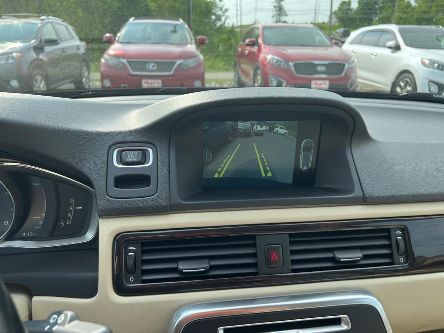 2016 Volvo XC70 AWD 4dr Wgn T5 Premier, available for sale in Bangor , Maine | Pray's Auto Sales . Bangor , Maine 2016 Volvo XC70 AWD 4dr Wgn T5 Premier, available for sale in Bangor , Maine | Pray's Auto Sales . Bangor , Maine