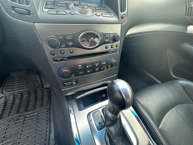 2013 INFINITI G37 Sedan 4dr x AWD, available for sale in Huntington Station, New York | Huntington Auto Mall. Huntington Station, New York 2013 INFINITI G37 Sedan 4dr x AWD, available for sale in Huntington Station, New York | Huntington Auto Mall. Huntington Station, New York