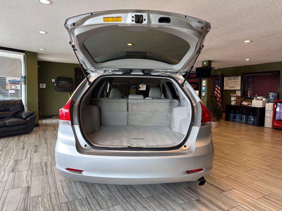 2009 Toyota Venza 4dr Wgn I4 FWD (Natl), available for sale in West Hartford, Connecticut | AutoMax. West Hartford, Connecticut 2009 Toyota Venza 4dr Wgn I4 FWD (Natl), available for sale in West Hartford, Connecticut | AutoMax. West Hartford, Connecticut